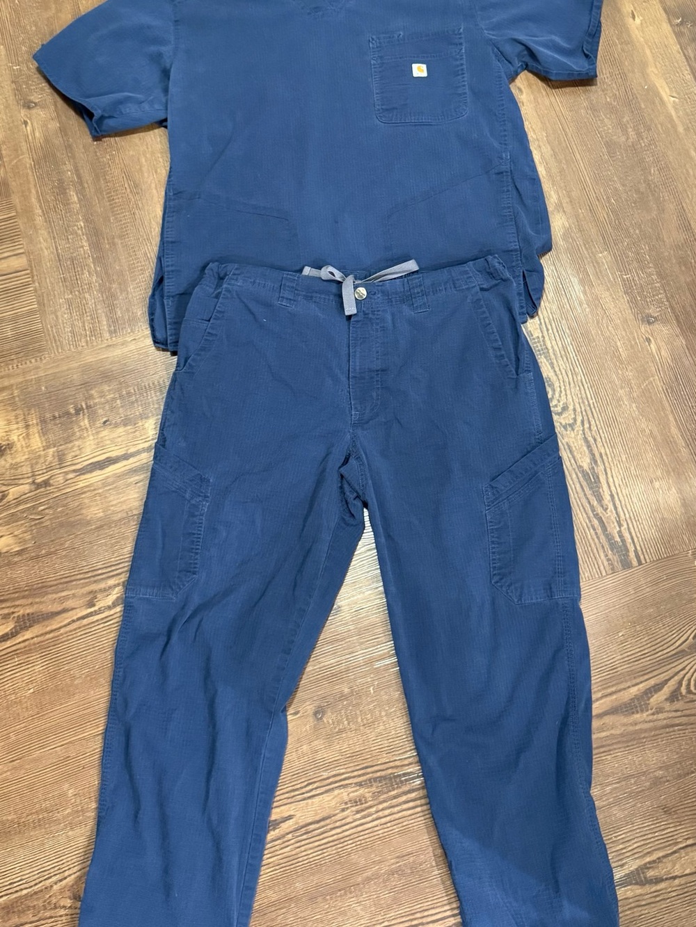 Carhartt Men’s Navy Scrubs Large
